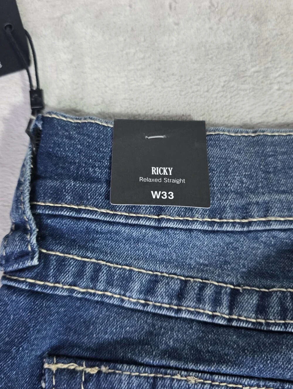 NWT True Religion Ricky SN Flap Relaxed Straight Fit Jeans Sz Actual 34x33 Blue